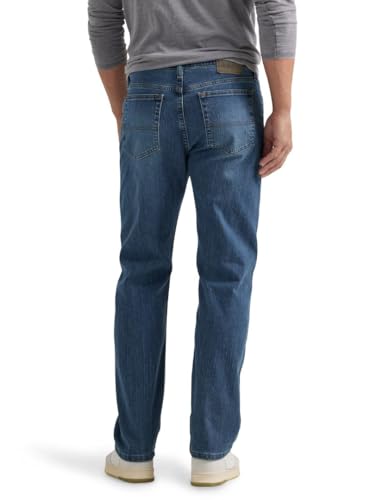 Wrangler mens Wrangler Authentics Men's Classic 5-Pocket Regular Fit Flex Jean Jeans