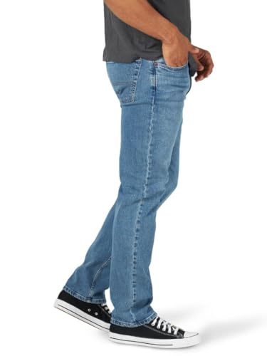 Wrangler mens Wrangler Authentics Men's Classic 5-Pocket Regular Fit Flex Jean Jeans