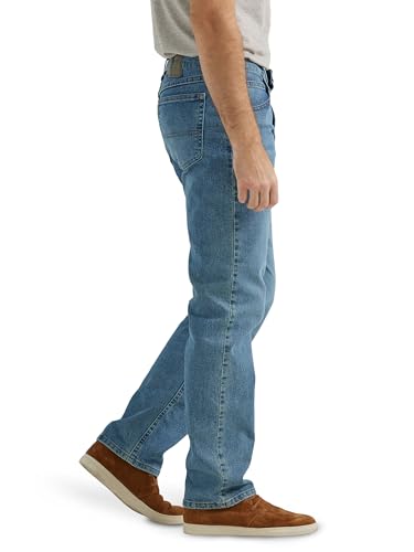 Wrangler mens Wrangler Authentics Men's Classic 5-Pocket Regular Fit Flex Jean Jeans