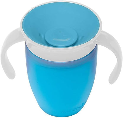 Munchkin 360° Trainer cup, Spill proof and leak proof cup with handle for infant/baby boys and girls, comes with lid, 7oz Capacity, 6 Months and above, Blue