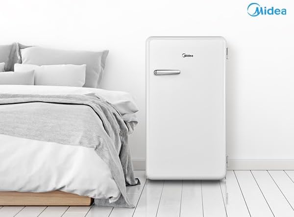 Midea 142L Gross Single Door Retro Style Refrigerator, Compact Size Free Standing, Best for Bedroom, Office & Mini Bar, Freezer Compartment Inside, Quick Cooling & Easy Cleaning, White - MDRD142SLE01