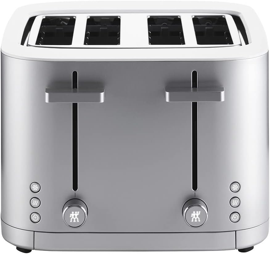 Zwilling Enfinigy Toaster 4 Slice Silver. 1000 watts. 8 separate heating elements. Soft lift & extra lift features. 7 browning levels. 3 automatic programmes: thaw, warm & bagel. Automatic shut-off.