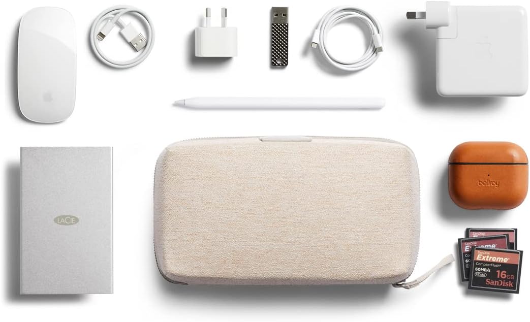 Bellroy Tech Kit, tech accessories zip pouch (power bank, phone charger, cables, earbuds) - RangerGreen