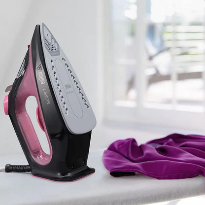 Braun TexStyle 1 Lightest Steam Iron with Turbo Mode 2000 Watts, Super Ceramic, Auto-Off, SI 1070 Pink/Black, S900098