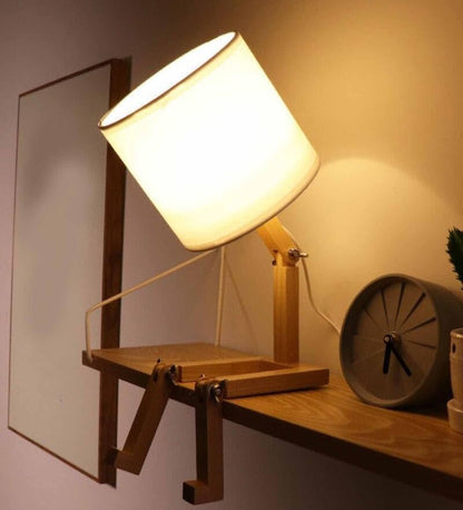 Hand-made Adjustable Robot Shape Desk Lamp, Kids Bedroom Light, Nordic Design, Wooden Materials, Bulb not Included