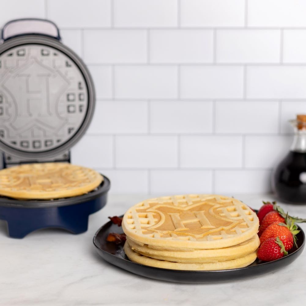 Harry Potter Kitchen Appliances - Toaster, Hogwarts Waffle Maker