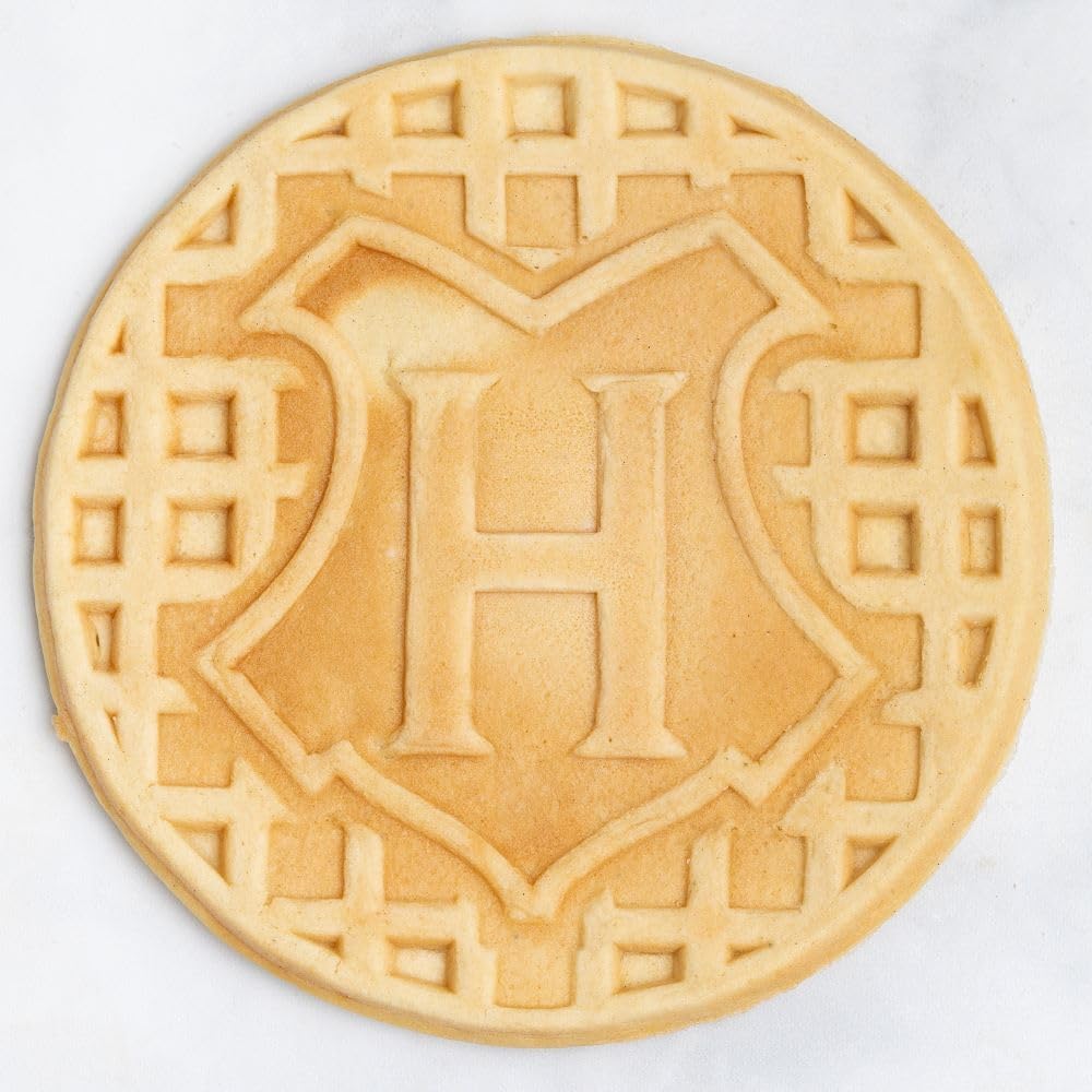 Harry Potter Kitchen Appliances - Toaster, Hogwarts Waffle Maker