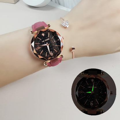 Joleritc Women's Watch Set with Bracelet Fashion Luminous Hands Gear Movement Retro Quartz Wristwatch