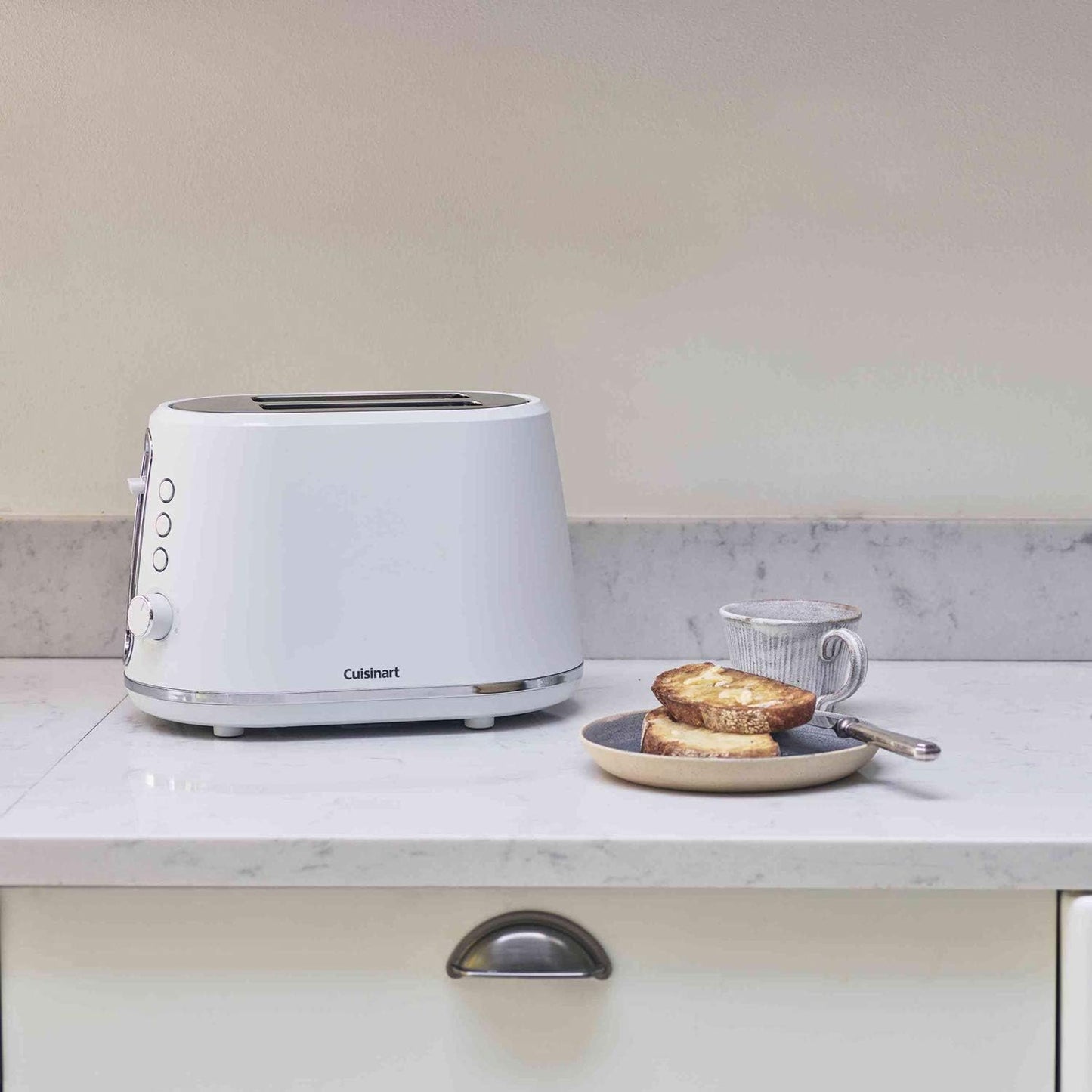 Cuisinart 2 Slice Toaster, 7 Toast Levels, White, 1000W, CPT780WU