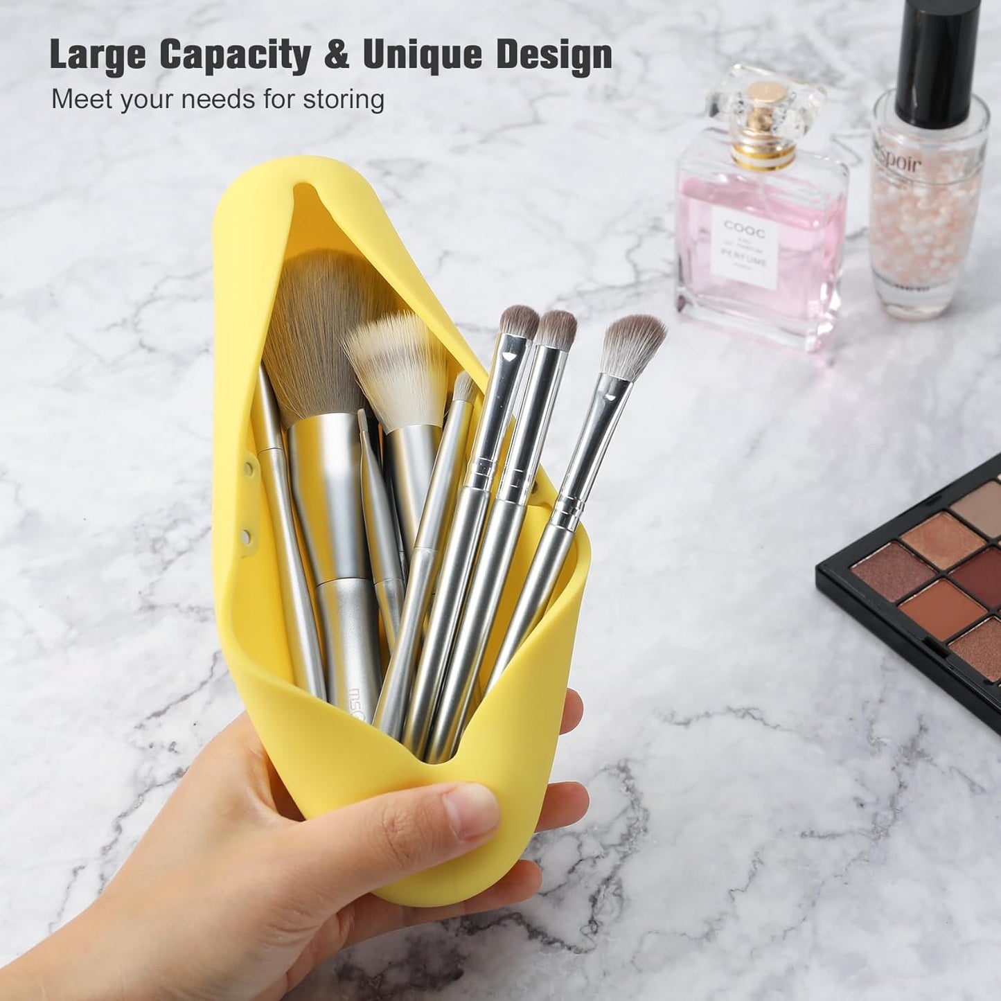 FERYES Travel Makeup Brush Holder