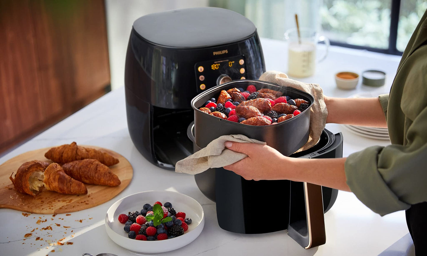 Philips XXL Airfryer - 2225W, 7.3L, 1.4KGs, Smart Sensing Technology, Rapid Air Technology, Black/Copper - HD9863/91