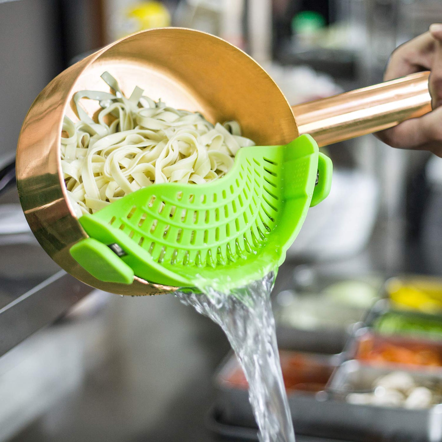 Clip on Strainer for pots pans, Snap'N Strainer Strain Made by FDA Approved, Heat Resistant Silicone, Easy to Use and Store,Dishwasher Safe