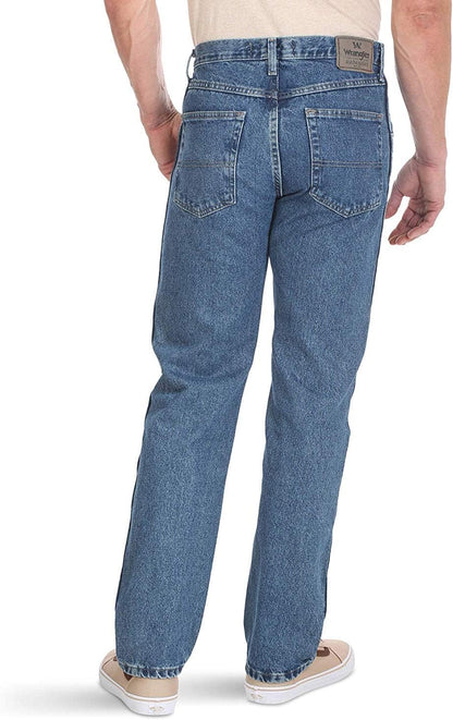 Wrangler mens Wrangler Authentics Men's Classic 5-Pocket Regular Fit Flex Jean Jeans