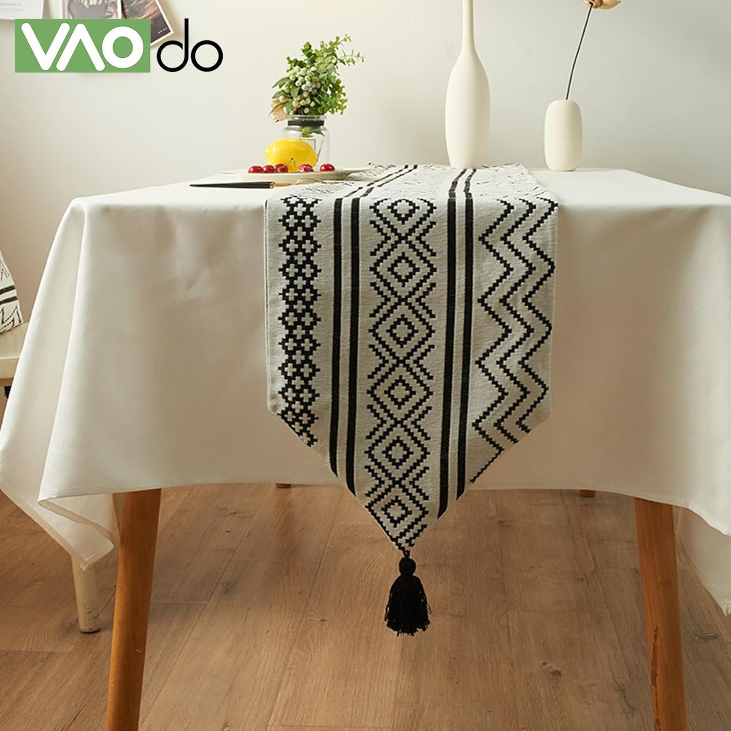 VAODO Table Runner, 90*300cm Gauze Table Runner, Bohemian Style Rustic Decorations, Cheese Cloth Pleated Table Runner for Wedding, Party, Baby Shower Table Decoration,Red