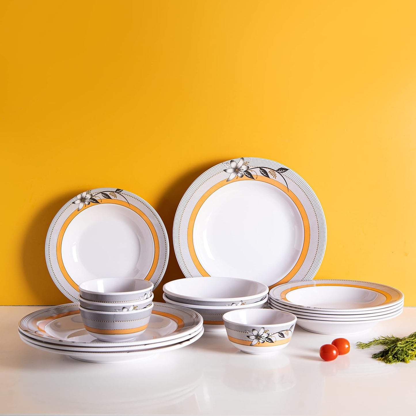 Royalford 20 pcs Melamine Ware Dinner Set, White, RF7437