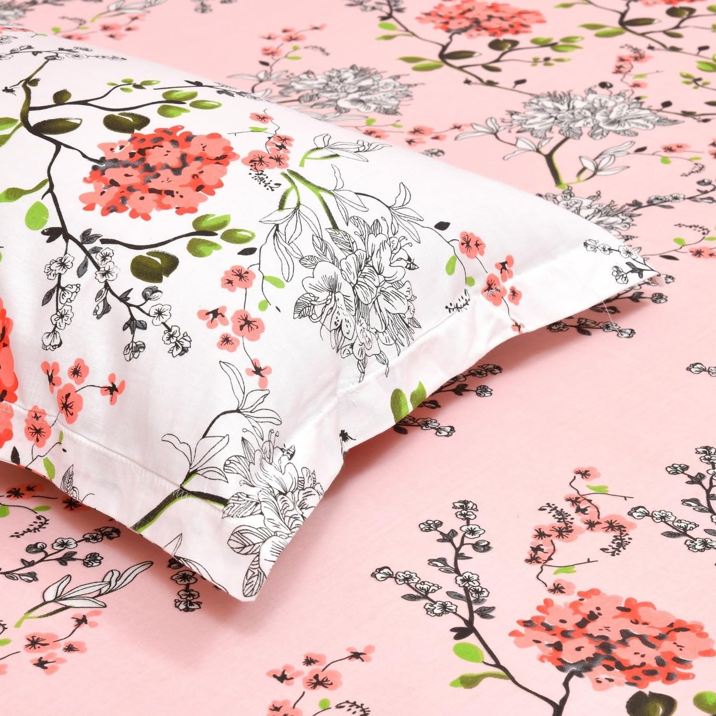 haus & kinder Victorian Summer Dream 100% Cotton Double Bedsheet with 2 Pillow Covers, 186 TC, Size 250 cm by 220 cm (Pink 1)