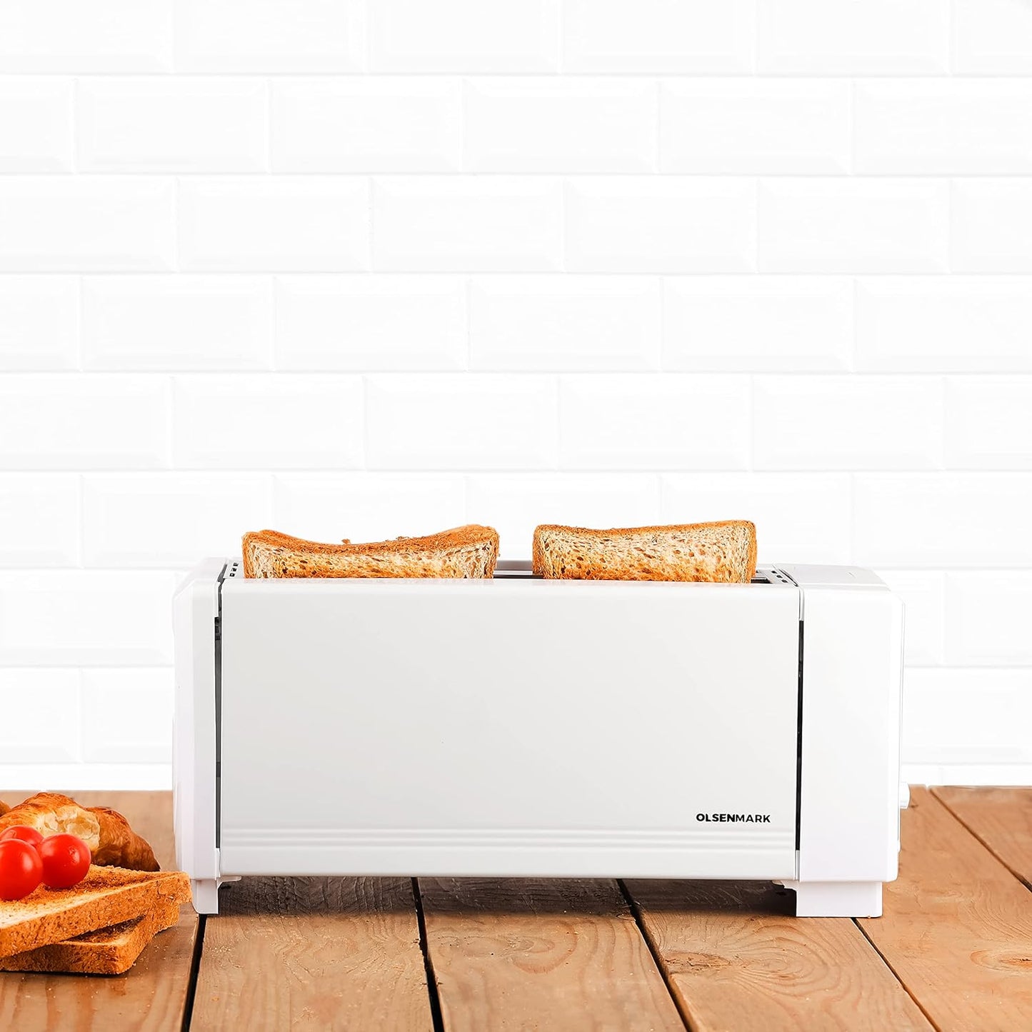 Olsenmark 4 Slice Bread Toaster, Automatic Pop-Up, Ombt2493 Wide Bread Slots & Variable Browning Shade Controls Mid Cycle Cancel Function Hinged Crumb Tray, White