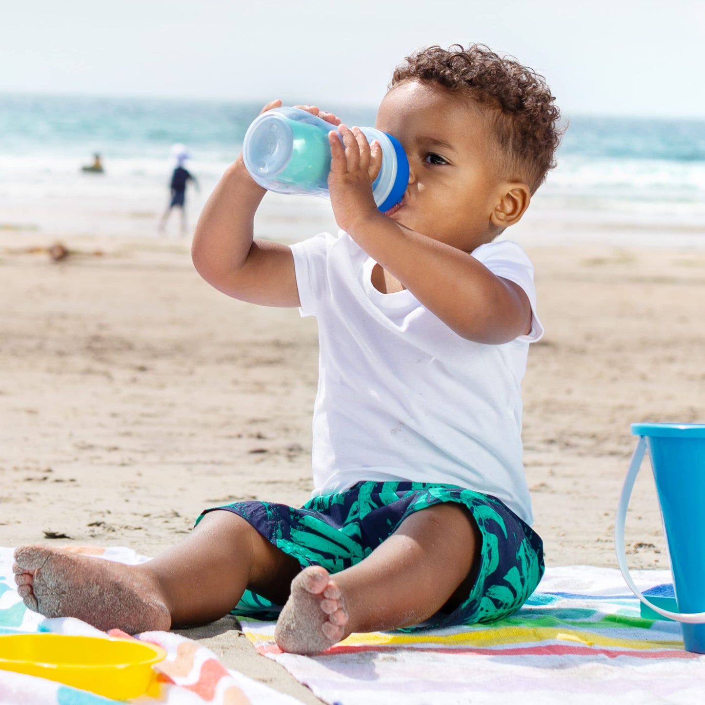 Chicco Insulated Rim Spout Trainer Spill-Free Baby Sippy Cup, 9 oz. in Green/Teal Ombre - Two Pack