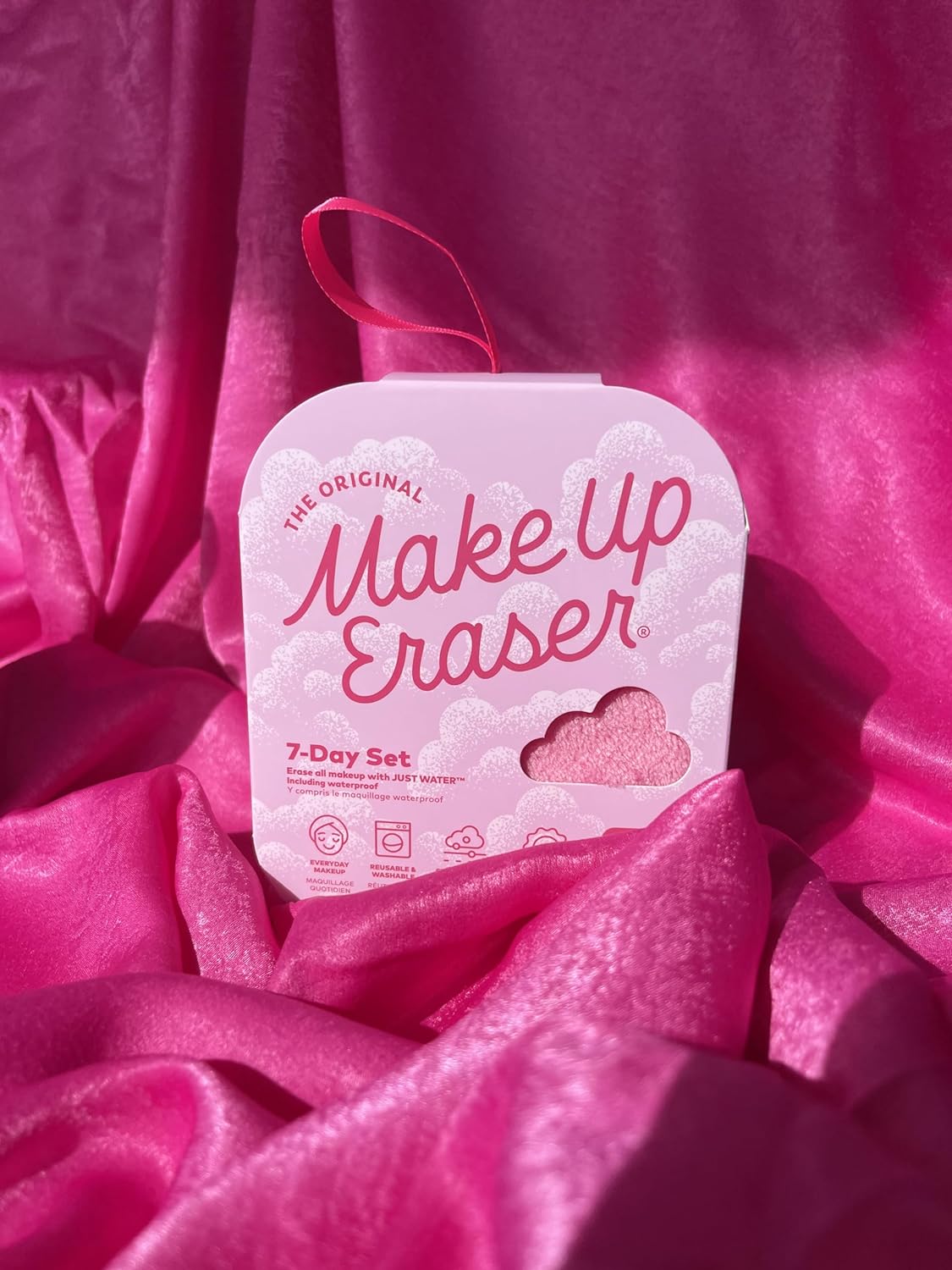 MakeUp Eraser, 7-Day Set, Erase All Makeup With Just Water, Including Waterproof Mascara, Eyeliner, Foundation, Lipstick, and More Chic Black, 7 ct.