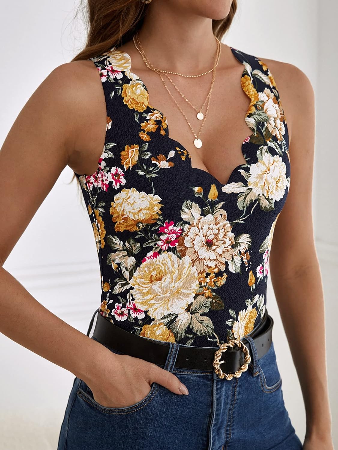 GORGLITTER Women's Floral Print V Neck Scallop Trim Sleeveless Tank Top Blouse