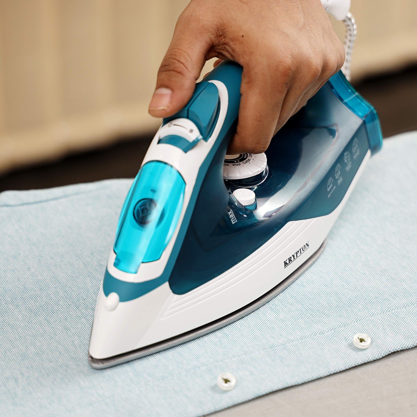 Krypton6053 Steam Iron easy-slide Nscoatng 2000w"Min 1 year manufacturer warranty"