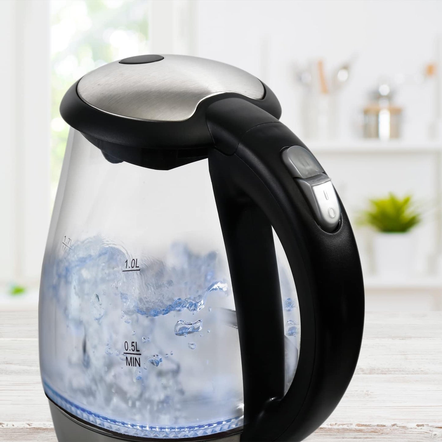 Clikon – 1.8 Liter Glass Body Electric Cordless Kettle with 360° Swivel Base, Power Cord Storage, Auto Cut-off Function, LED Indicator, 1500 Watts, 2 Years Warranty, Clear - CK5138