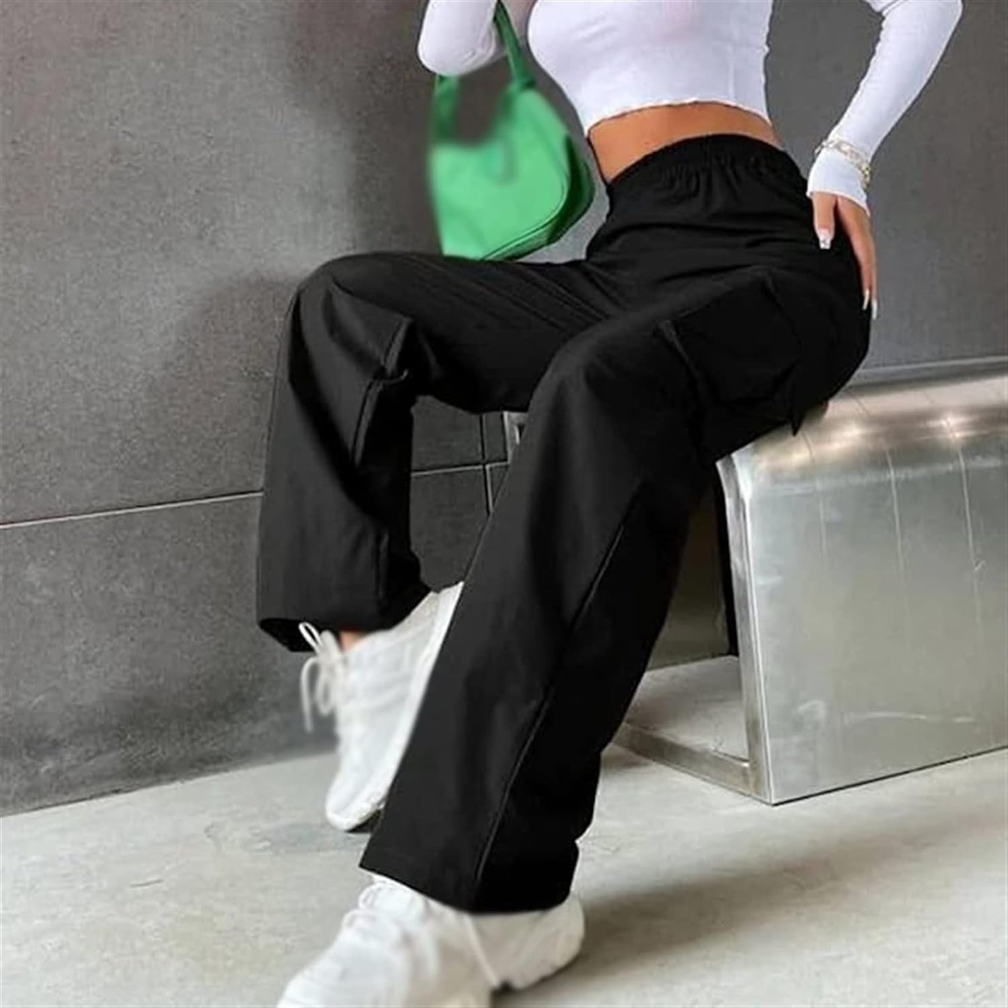 Women's Cargo Pants Classics Cargo Pants Straight Elastic Waist Capri Pants Streatwear with Flap Pockets