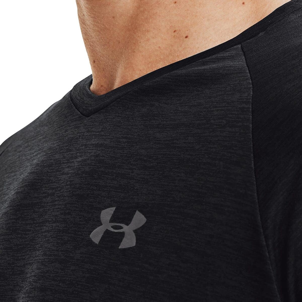 Under Armour Mens Tech 2.0 V-Neck Short Sleeve MNS Short Sleeve (pack of 1)