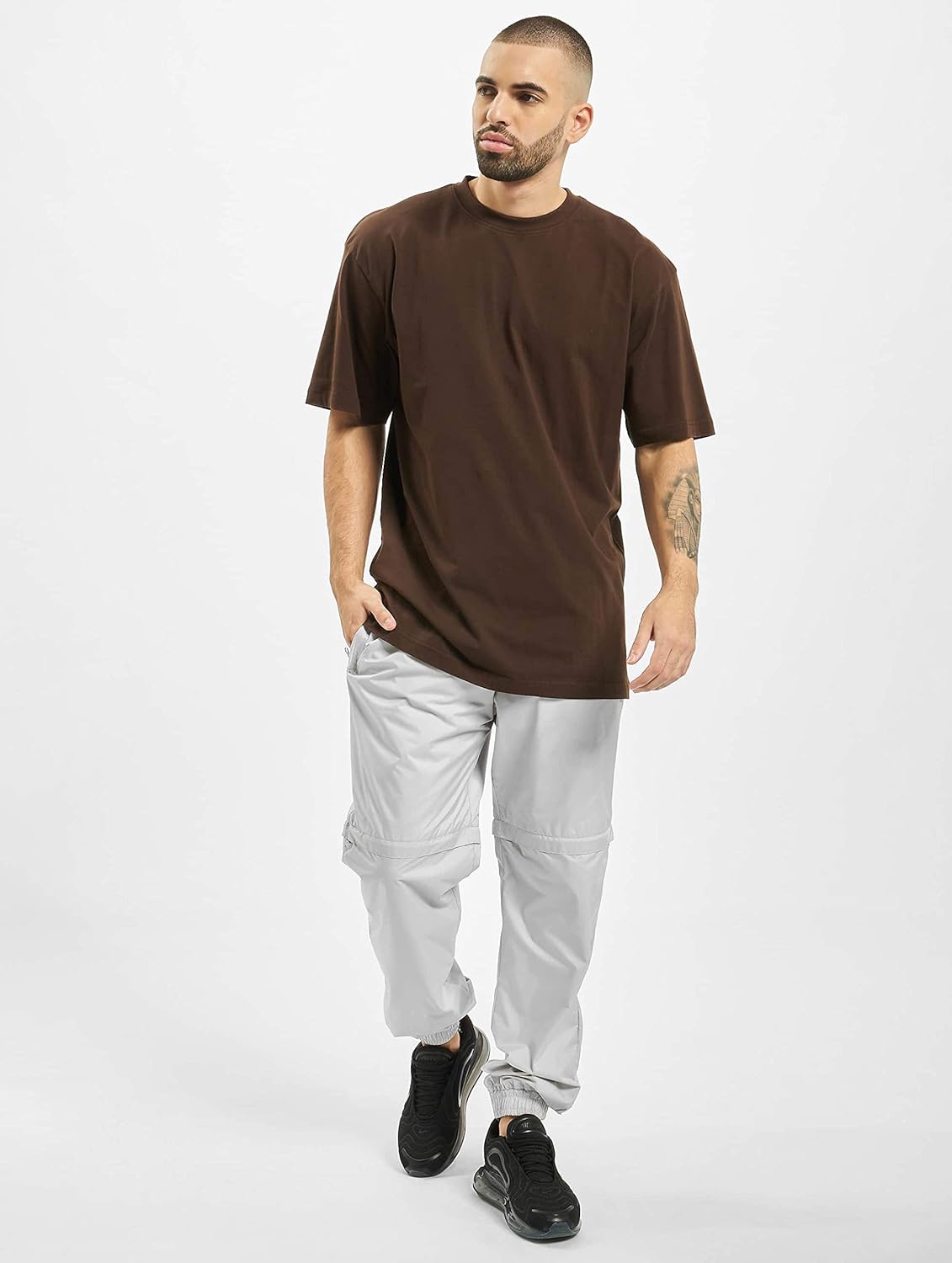 Urban Classics mens Tall Tee Oversized T-Shirt Oversized Short Sleeves T-Shirt with Dropped Shoulders, 100% Jersey Cotton (pack of 1)