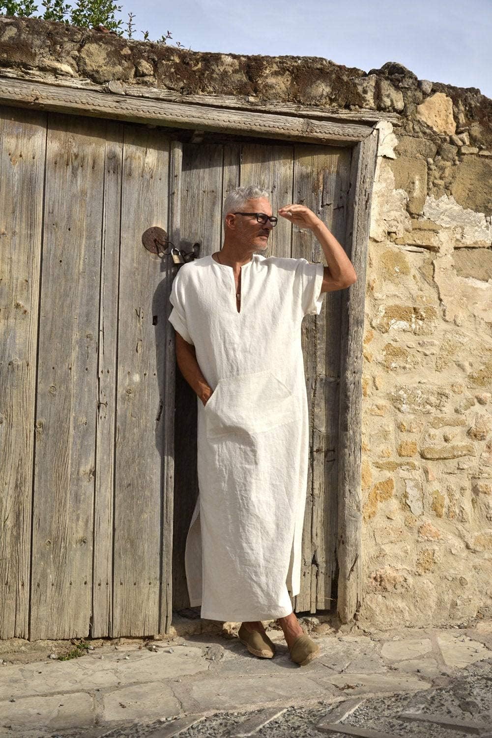 THE WHITE SHOP Men's V-Neck Linen Robe Short Sleeve Kaftan Thobe Long Gown Casual Shirt for Beach