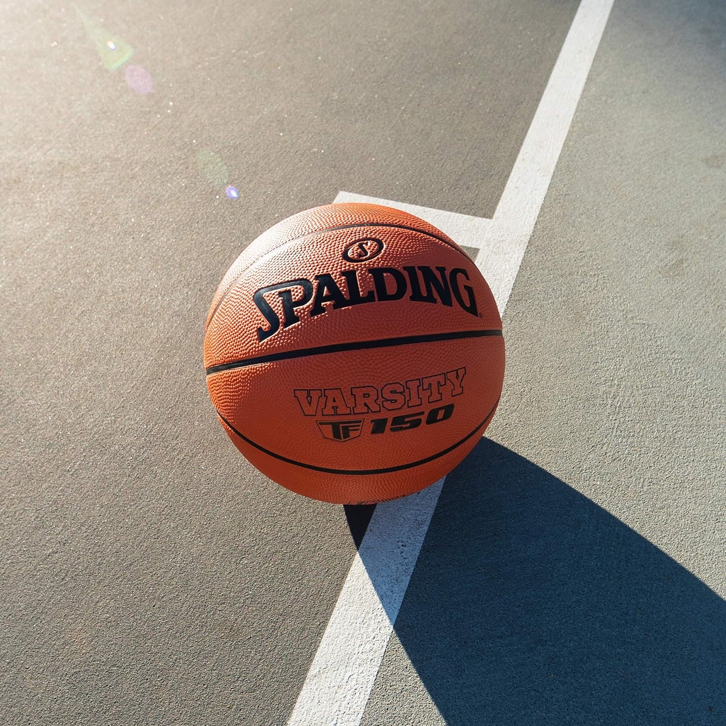 Spalding Varsity TF-150 Outdoor Basketball